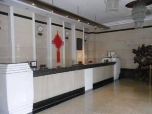 Baigong Hotel Гуейлин Екстериор снимка